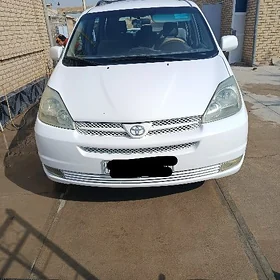 Toyota Sienna 2004