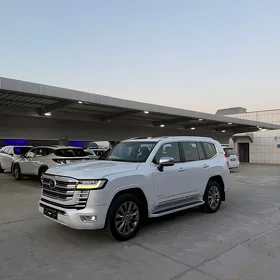Toyota Land Cruiser 2023