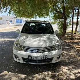 Nissan Versa 2010