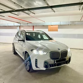 BMW X5 2023