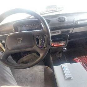 Lada 2104 1983