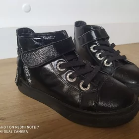 Ботинки на девочку