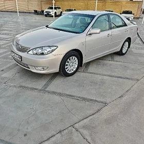 Toyota Camry 2004