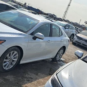 Toyota Camry 2022