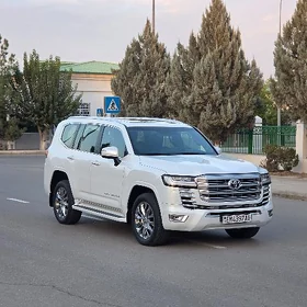 Toyota Land Cruiser 2023
