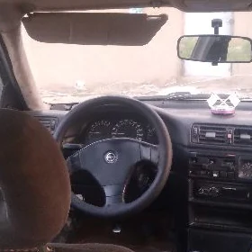Opel Vectra 1990