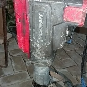 Hilti