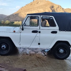 UAZ 469 1986
