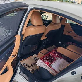 Lexus ES 350 2023