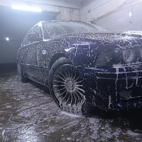 BMW E39 2002