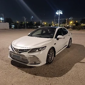 Toyota Camry 2020