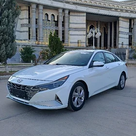Hyundai Elantra 2021