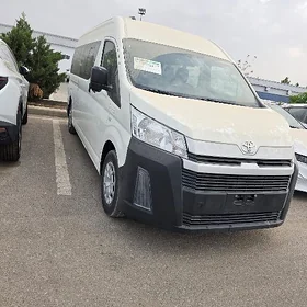Toyota Hiace 2023