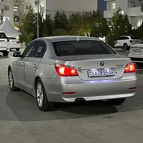 BMW E60 2003