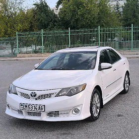 Toyota Camry 2011