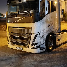 Volvo FH16 2021