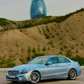 Mercedes-Benz C350 2015
