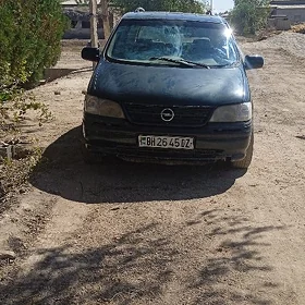 Opel Sintra 1998
