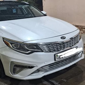 Kia Optima 2020
