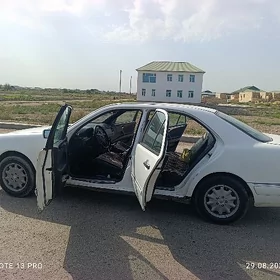 Mercedes-Benz E350 1996