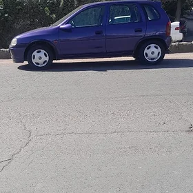 Opel Vita 1995