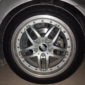 BMW disga 18 lik