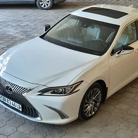 Lexus ES 350 2019
