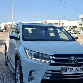 Toyota Highlander 2018