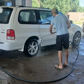 Kia Carnival 2002