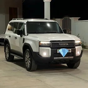 Toyota Land Cruiser Prado 2025