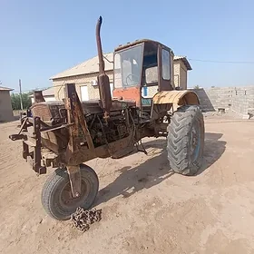 MTZ T-28 1990