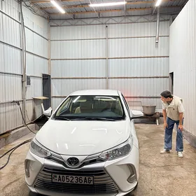 Toyota Yaris 2023