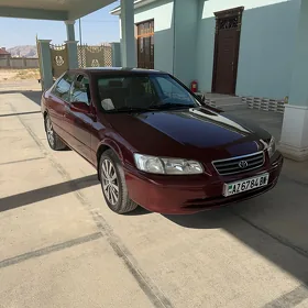 Toyota Camry 1999