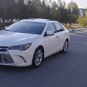 Toyota Camry 2015