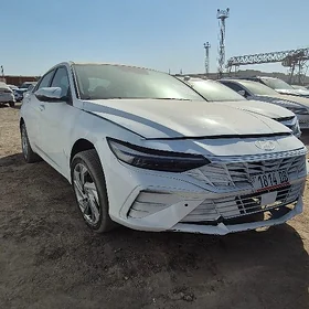 Hyundai Elantra 2025