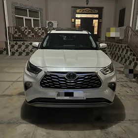 Toyota Highlander 2020