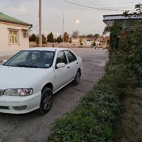 Nissan Sunny 1999