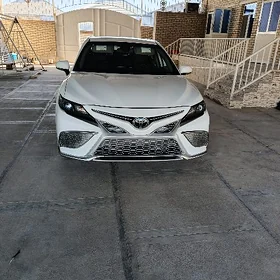 Toyota Camry 2023
