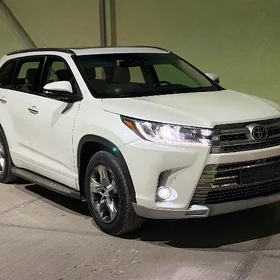 Toyota Highlander 2017