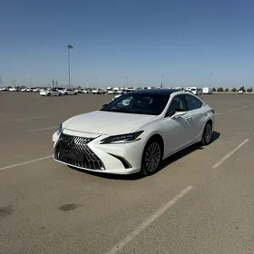 Lexus ES 350 2025