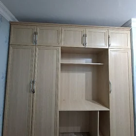 şkaf