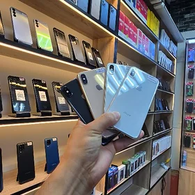 iphone X  64gb we 256gb