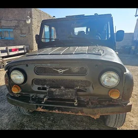 UAZ 469 1990