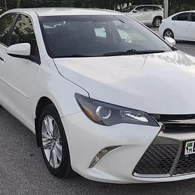 Toyota Camry 2017