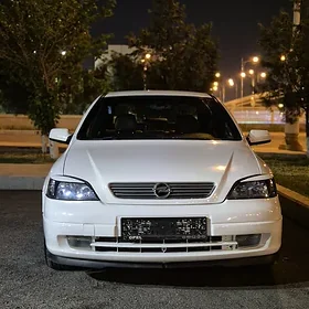 Opel Astra 2000
