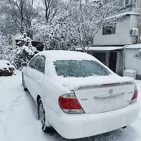 Toyota Camry 2005