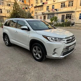 Toyota Highlander 2019
