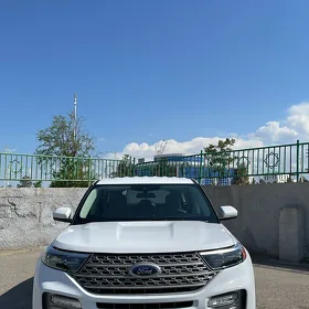 Ford Explorer 2022