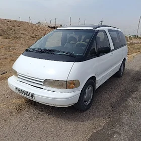 Toyota Previa 1992