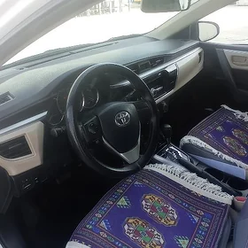 Toyota Corolla 2015